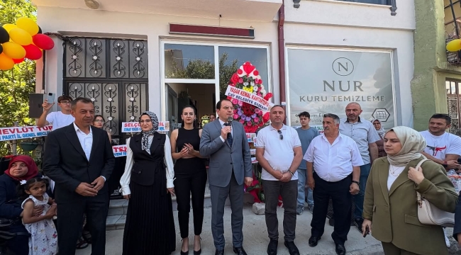 Çay'da Yeni Kuru Temizlemeci Açtılar