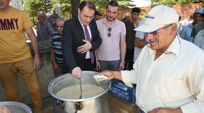 Çay Kaymakamı Türker: Aşure Sevincini Birlikte Paylaştık
