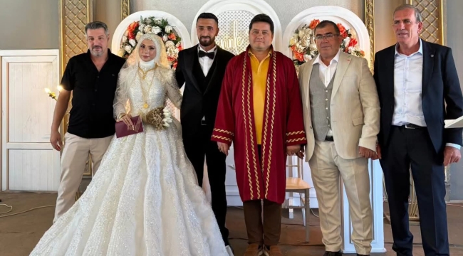 Genç Çiftin Nikâhını Başkan Kıydı, Bolvadin’de Mutluluk Dolu Anlar Yaşandı