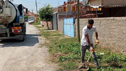 Bolvadin'de Yağmur Suyu Tıkamasın Diye Çalışma Yaptılar