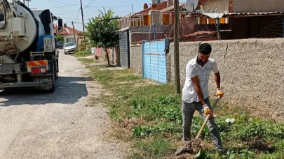 Bolvadin'de Yağmur Suyu Tıkamasın Diye Çalışma Yaptılar