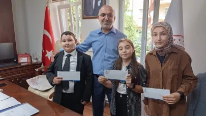 Afyonkarahisar’da Yazı Yarışması Ödülsüz Bırakılmadı