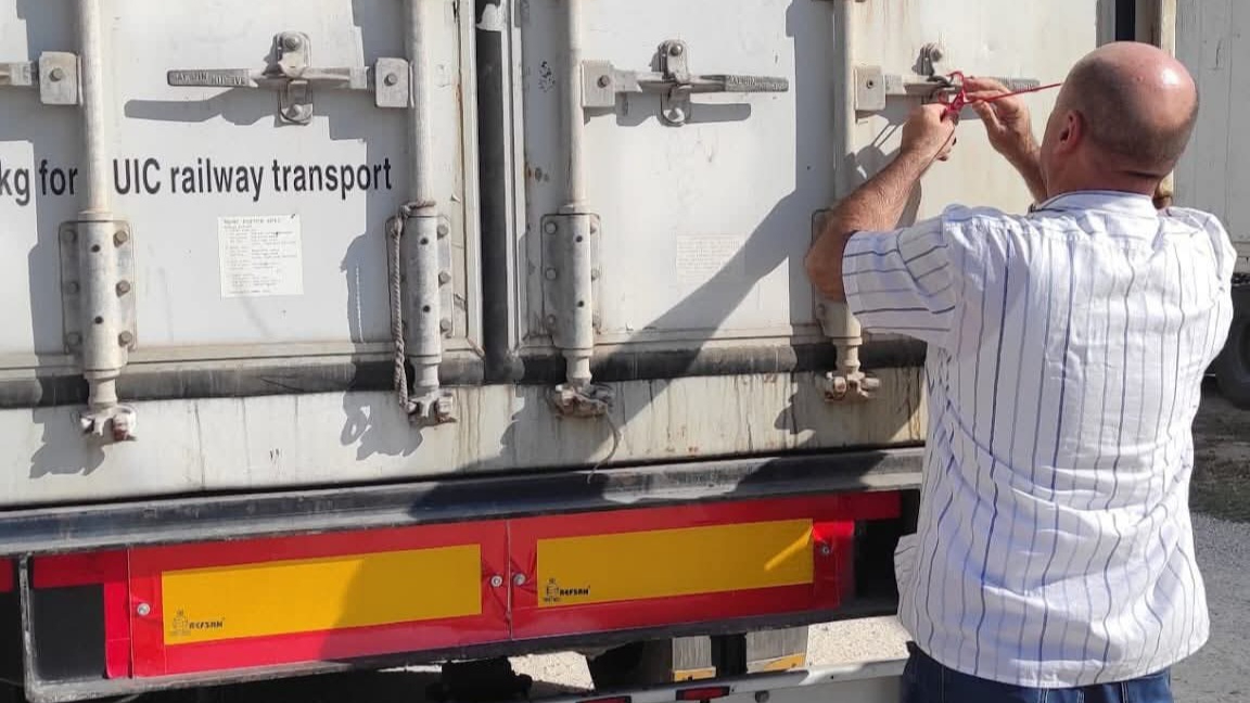 Bolvadin'den 3 Tır Afrika'ya Yumurtaya Gönderdiler