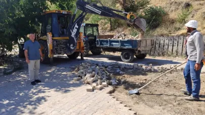Çay'da Bozuk Yollar Tamir Ediliyor