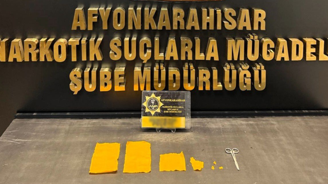 Afyonkarahisar'da Emdirilmiş Uyuşturucu Yakalandı
