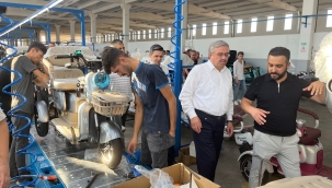 AK Partili Yurdunuseven Önce Vatandaşı Dinledi Sonra Fabrikayı Gezdi