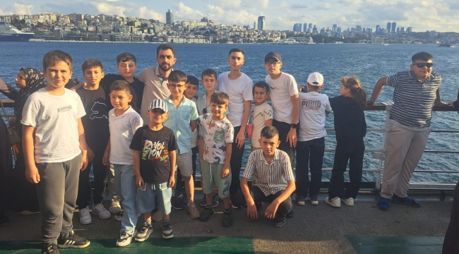Işıklar&#039;da Kuran Öğrencisi Olmak Varmış! İstanbul&#039;u Gezdiler