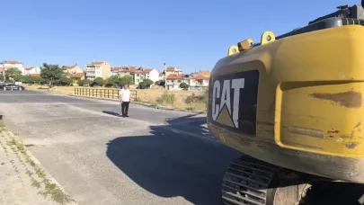 Çay İlçesinde Köprü Yolu Kapatıldı