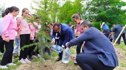 Çobanlar'da Fidan Dikim Etkinliği Düzenlendi