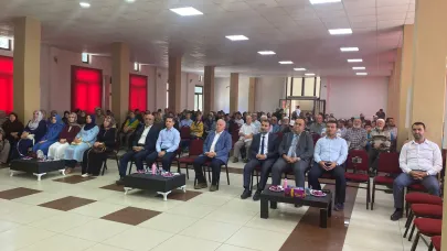 Dazkırı'da Bir Konu Bir Konuk Söyleşisi Yapıldı