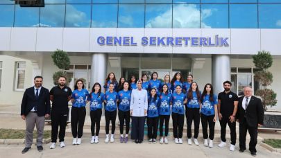 Kurumlarıyla İç İçe Başarılı Vali Hikayesi Yiğitbaşı Programı