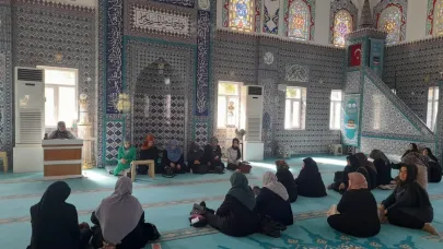 Afyonkarahisar’da Mevlid-i Nebi Sohbetleri Düzenlendi