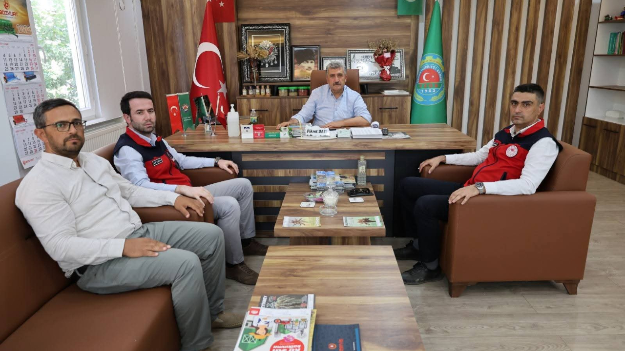 Afyonkarahisar İlçelerinde ÇKS Bilgilendirmesi Sürüyor