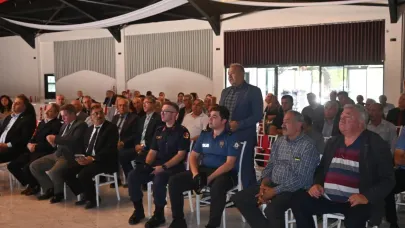 Çay'da Muhtarları Topladılar Hizmetleri Baştan Aşağı Değerlendirdiler