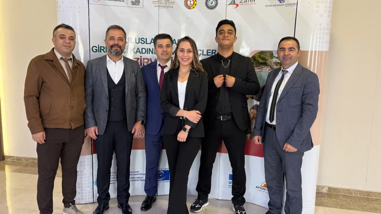 Çay Kaymakamlık Personeli Türkiye İkincisi Oldu