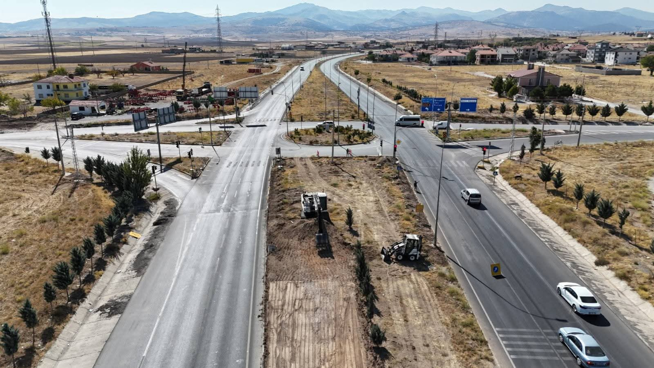 Emirdağ Suvermez Kavşağında Çalışmalar Başladı