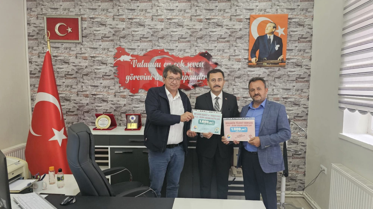 Bolvadin&#039;de Sivil Toplum Kuruluşları Eğitime Destek Veriyor