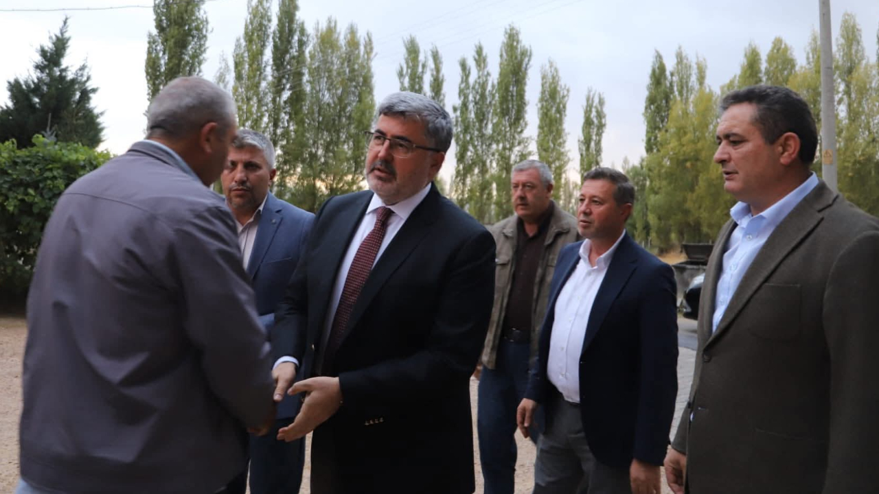 AK Partili Özkaya&#039;dan Çobanlar&#039;da Vefa Örneği