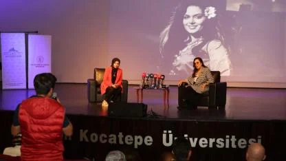 Afyonkarahisar'a Türkan Şoray Geldi Yeşilçam'da Aile Konferansı Verdi