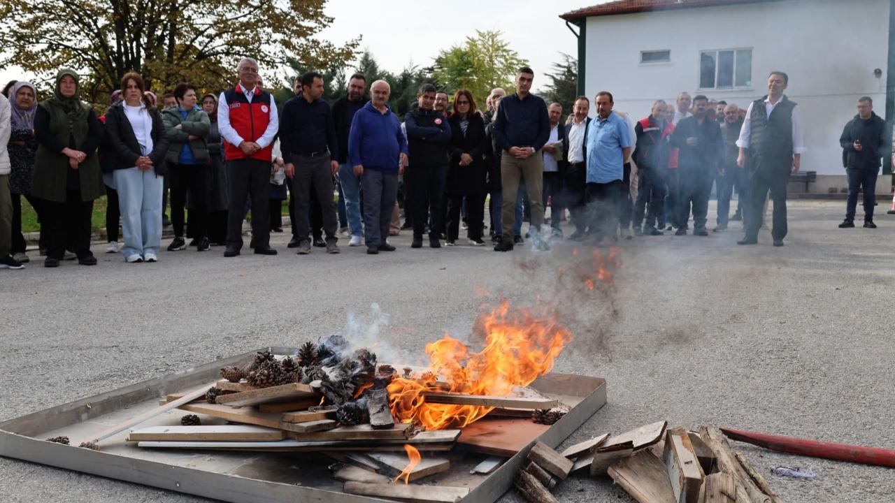 Afyonkarahisar&#039;da 150 Personel Acil Toplanma Alanında Yerini Aldı