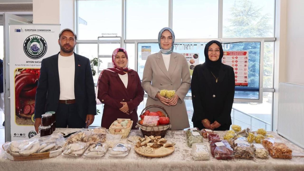 Afyonkarahisar’da “Tarımda Kadın Eli” Projesi Tanıtıldı
