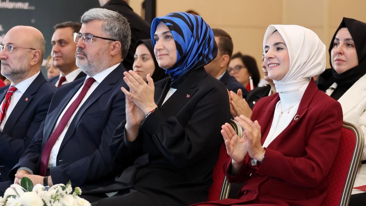 Afyonkarahisar’da “Yükselen Kadınlar” Projesi Tanıtıldı