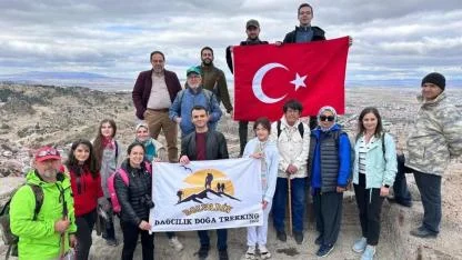Bolvadin Dağcıları Afyon’un Zirvesinden Tarihe Selam Gönderdi
