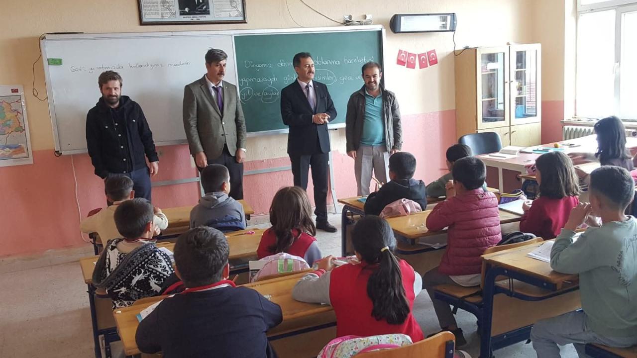 Bolvadin’de Öğretmen Buluşmaları Devam Ediyor