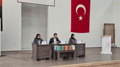 Bolvadin’de “Sezai Karakoç Okumaları”na Yoğun İlgi