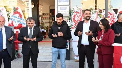 Emirdağ’da Bölgenin En Büyük Elektronik Mağazası Açıldı