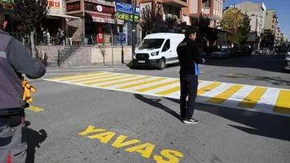 Emirdağ’da Yaya Geçitleri Yenileniyor
