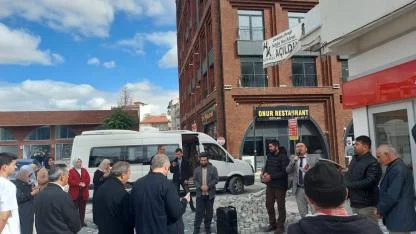Emirdağ’dan Umre Yolcuları Dualarla Uğurlandı