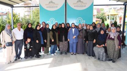 İscehisar’da Kadınlara Özel Halk Günü Sürüyor