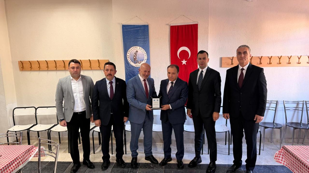 Sinanpaşa MYO’ya Yeni Bilgi Teknoloji Laboratuvarı Kazandırıldı