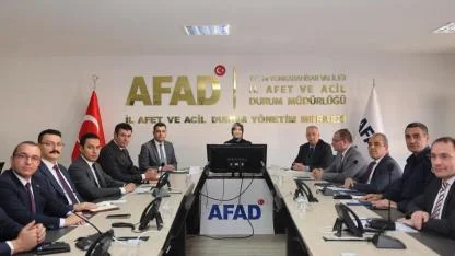 Afyonkarahisar'da Kış Çetin Geçecek Valilik Şimdiden Tedbirlerini Aldı