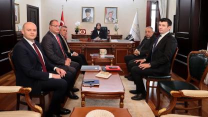 Afyonkarahisar’da Kurum Çalışmaları Haftalık Toplantıda Değerlendirildi