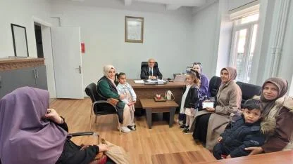 Afyonkarahisar'da Miniklerden Karınca Kararınca Bağış Kampanyası