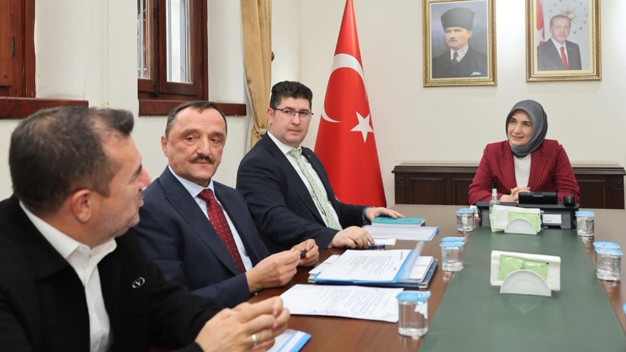 Afyonkarahisar’da Organize Tarım Bölgesi Hakkında Bilgi Verildi