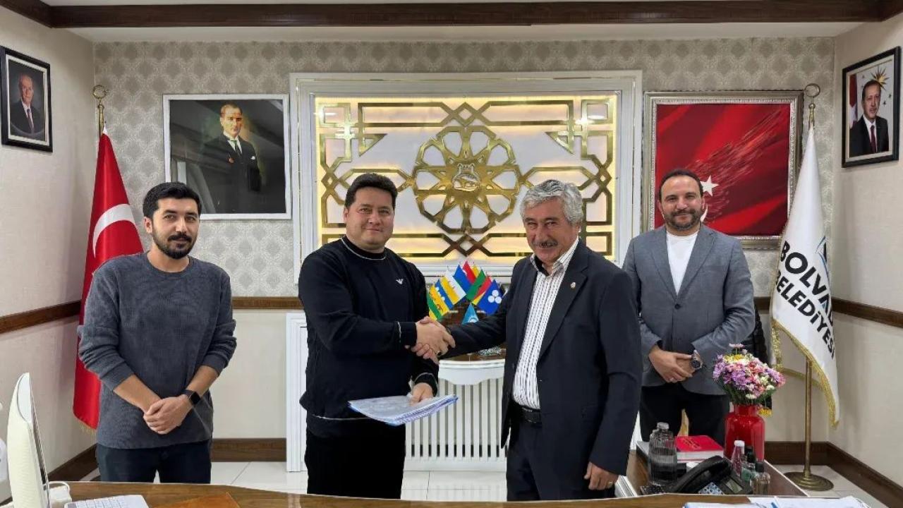 Başkan Aynacı: Bolvadin TDİ OSB’de İlk İmzaları Attık