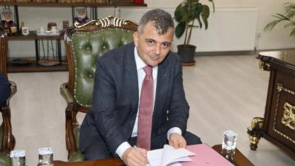 Bölgenin Başkanı Türkiye'ye Örnek Oldu! Personele 500B Bin TL Destek