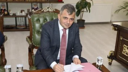 Bölgenin Başkanı Türkiye'ye Örnek Oldu! Personele 500B Bin TL Destek