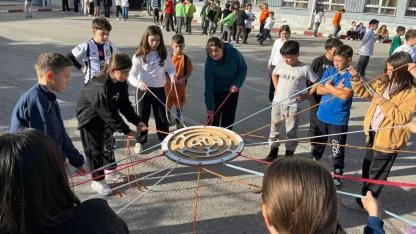 Bolvadin Gençlik Merkezi’nin Okul Ziyaretleri ve Değerler Eğitimi Çalışmaları Yoğun İlgi Gördü
