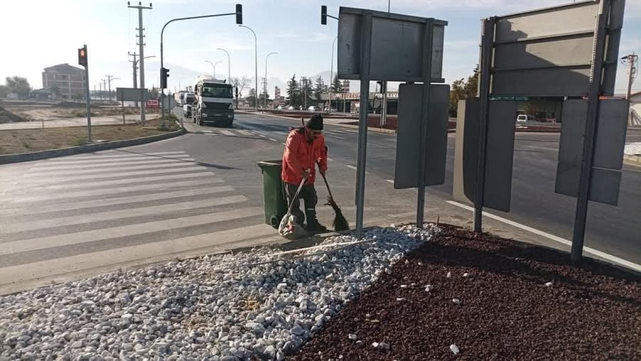 Bolvadin İlçesinde Seven Bolvadin'i Temiz Tutsun Uyarısı Yapıldı
