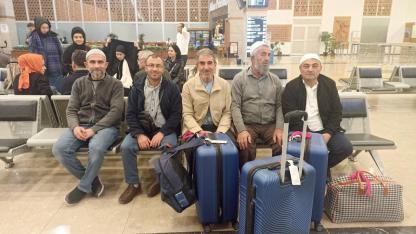 Bolvadin İlçesinden Umre Kafilesi Mekke’ye Uğurlandı