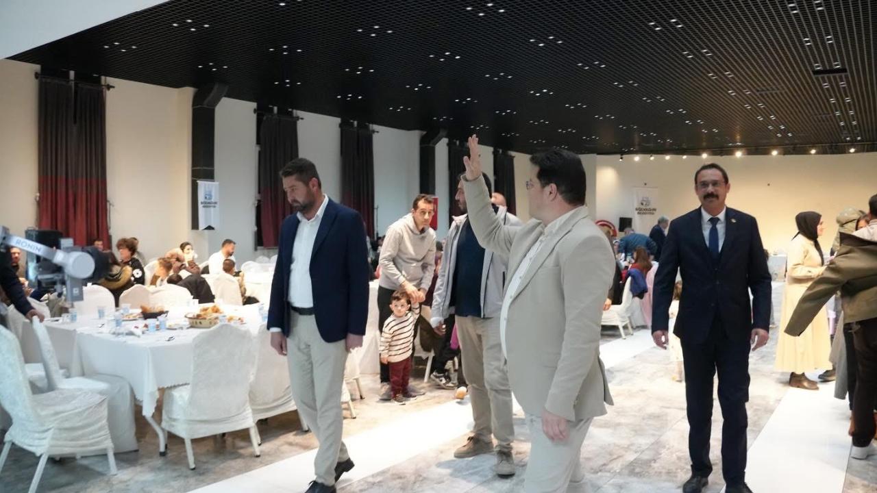 Bolvadin’de 24 Kasım Öğretmenler Günü Coşkuyla Kutlandı