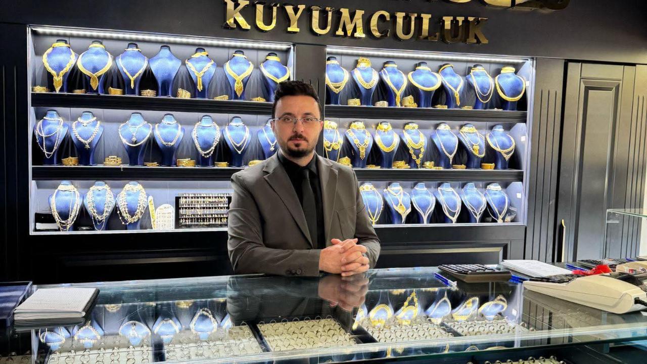 Bolvadin’de Emrullahoğlu Kuyumculuk’tan Taksitli Alışveriş Kolaylığı Başladı