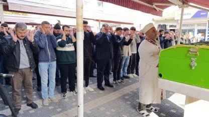 Bolvadin’de İYİ Parti Camiasında Hüzünlü Veda Gerçekleşti