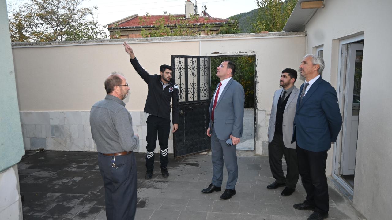 Çay Kaymakamı Türker Eğitim ve Hizmet Çalışmalarını Yerinde İnceledi