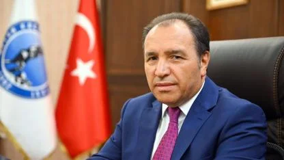 Rektör Karakaş Akü’ye Çağ Atlatıyor