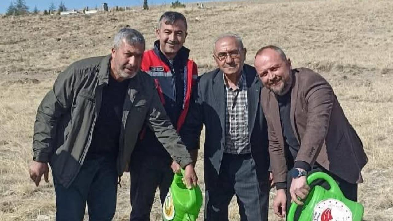 Sultandağı İlçesinde Bu Kez Üçkuyu Köyünü Ağaçlandırdılar